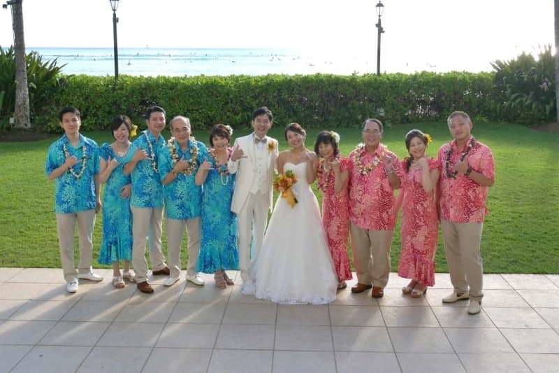 ハワイ挙式参列の服装マナー
