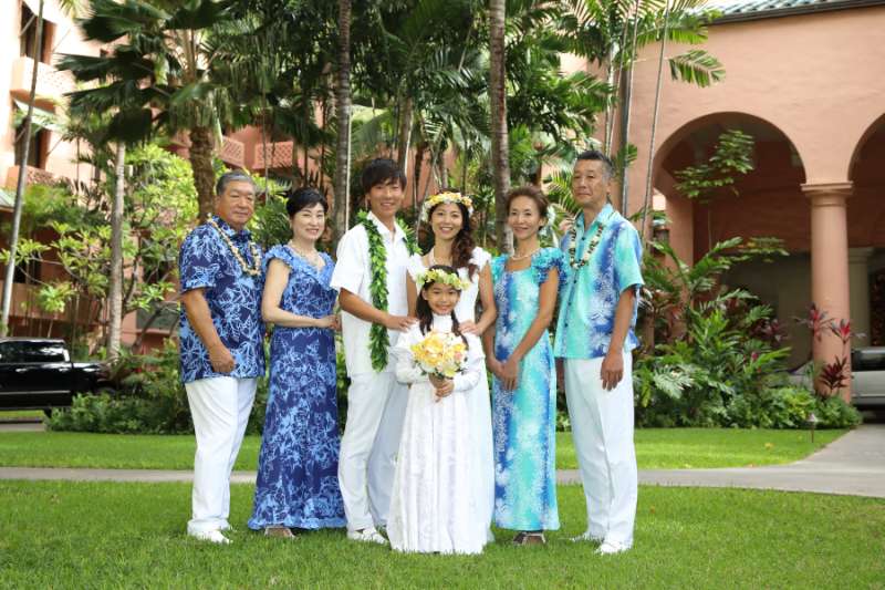 ハワイ結婚式参列衣装の「違い」